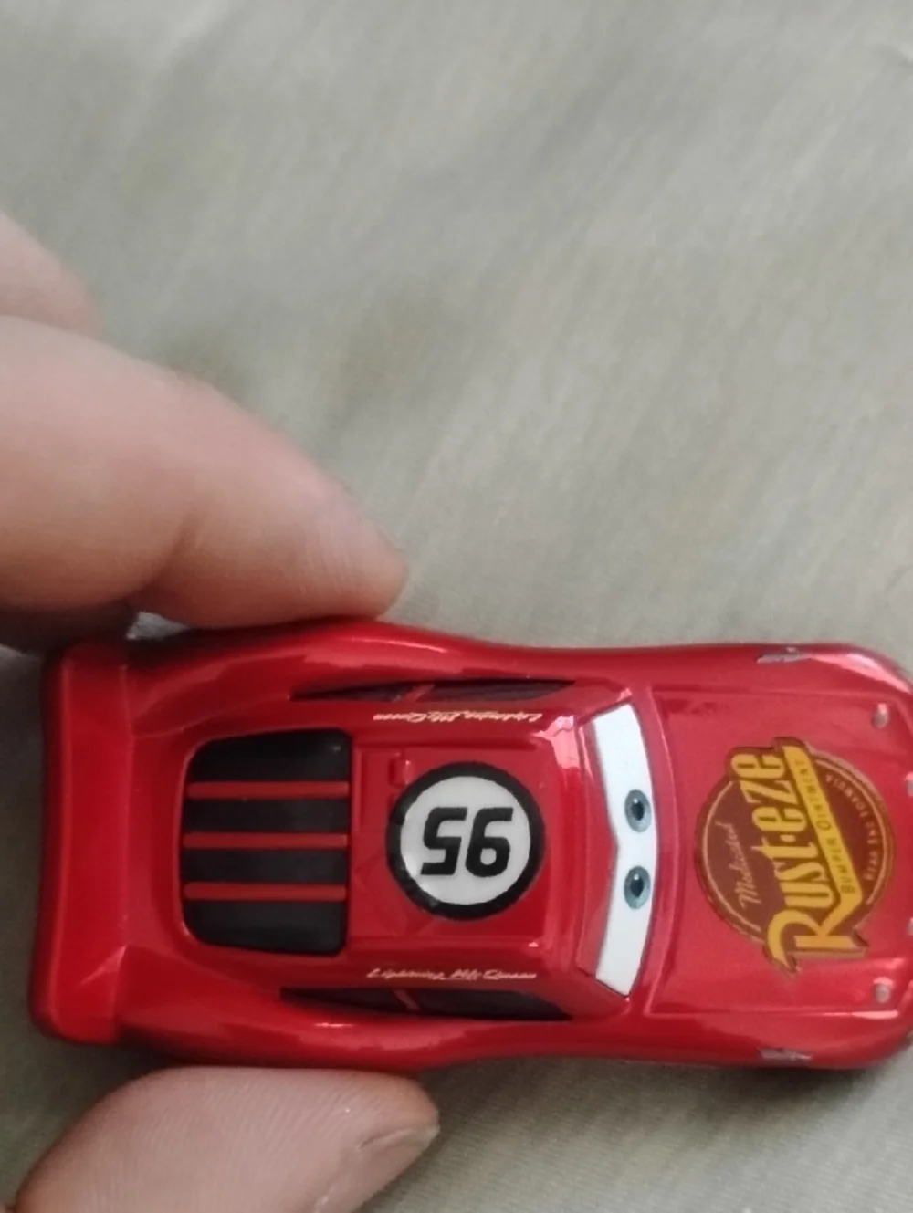 Radiator Springs Lightning McQueen– Pixar Cars
